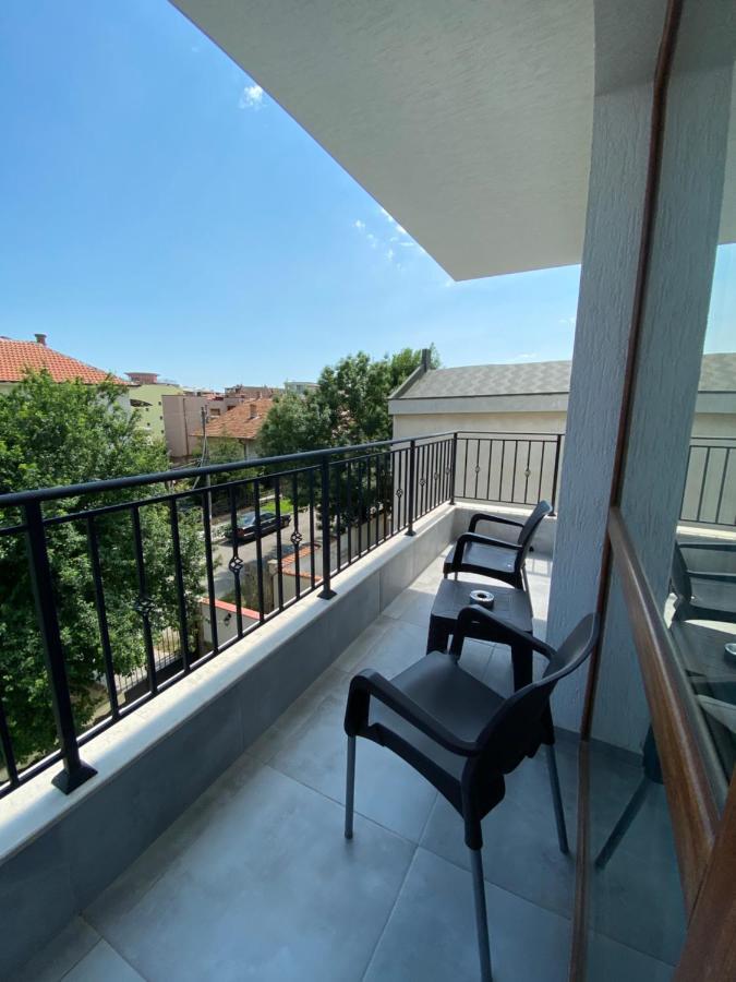 Villa Aqua Family Hotel Burgas Exterior photo